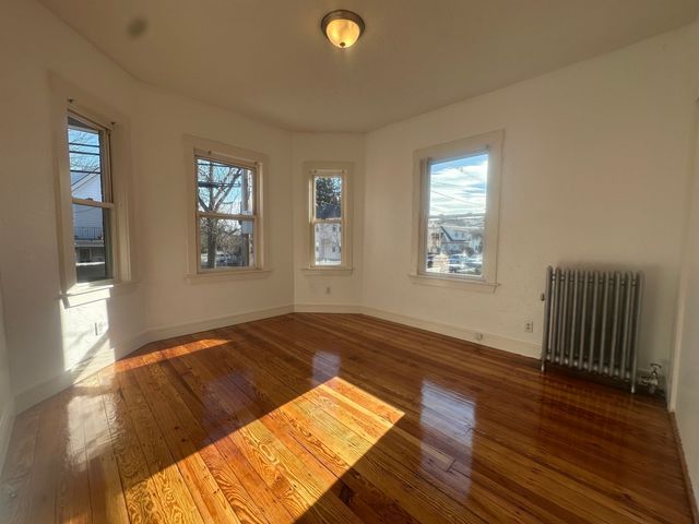 78 Garfield St 1, Chelsea, MA 02150