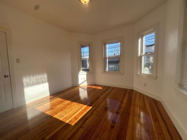 78 Garfield St 1, Chelsea, MA 02150