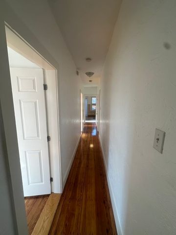 78 Garfield St 1, Chelsea, MA 02150