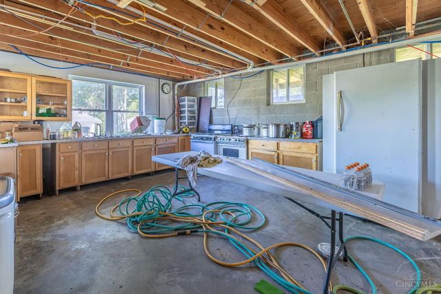 125 Hull Road, West Union, OH 45693