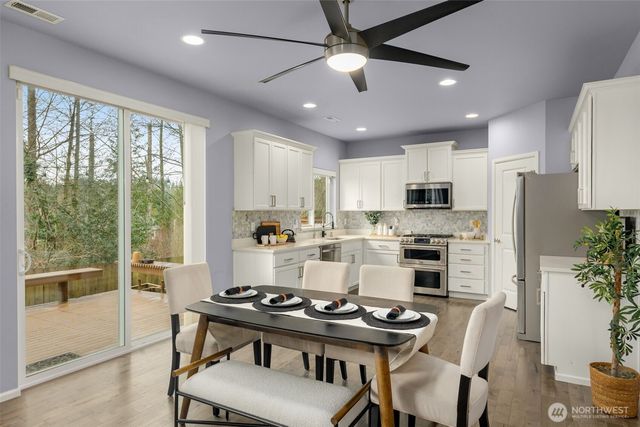 1202 231st Street SW, Bothell, WA 98021