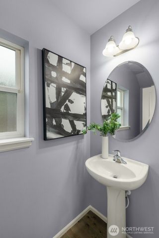 1202 231st Street SW, Bothell, WA 98021