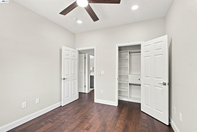 37 Esfahan Dr, San Jose, CA 95111