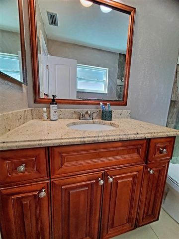 804 ROBIN AVENUE, Palm Harbor, FL 34683