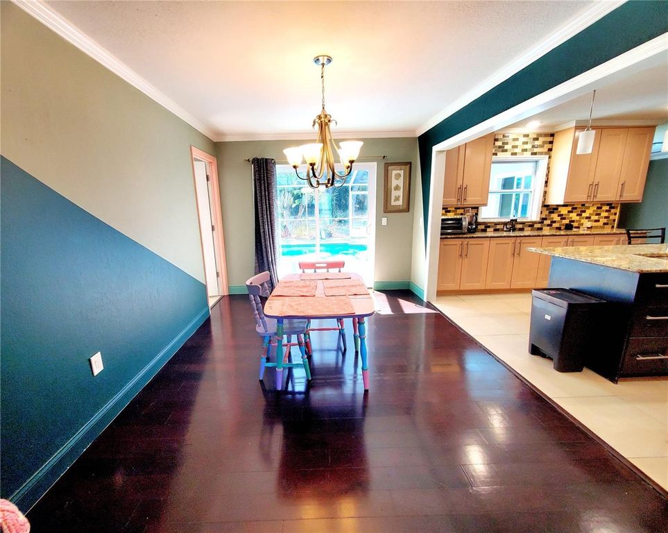 Image 13 of property listing at 804 ROBIN AVENUE, Palm Harbor, FL 34683