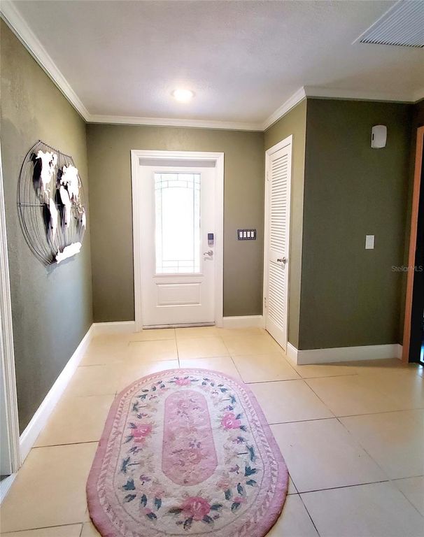 Image 3 of property listing at 804 ROBIN AVENUE, Palm Harbor, FL 34683