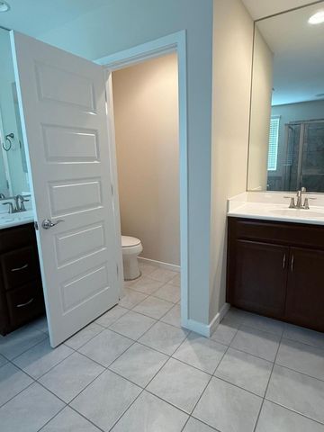 9519 W Fallen Leaf Lane, Peoria, AZ 85383