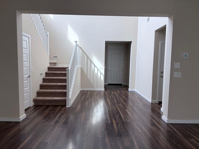 9519 W Fallen Leaf Lane, Peoria, AZ 85383