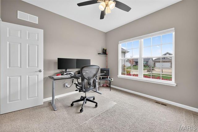 412 Charlestowne Place Drive, St Charles, MO 63301