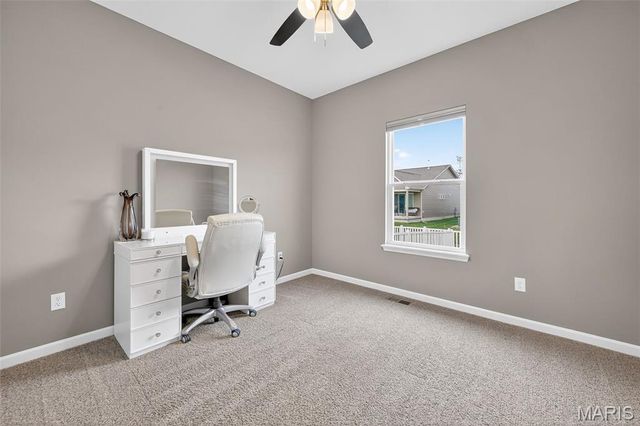 412 Charlestowne Place Drive, St Charles, MO 63301