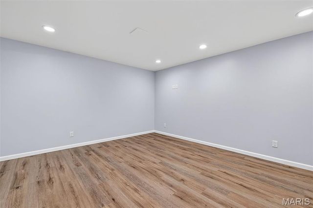 412 Charlestowne Place Drive, St Charles, MO 63301