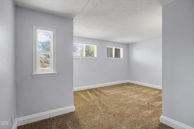 407 W Jackson Street, Medford, OR 97501