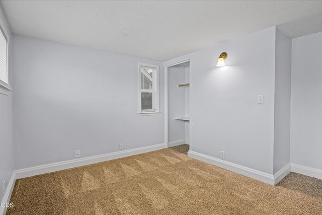407 W Jackson Street, Medford, OR 97501