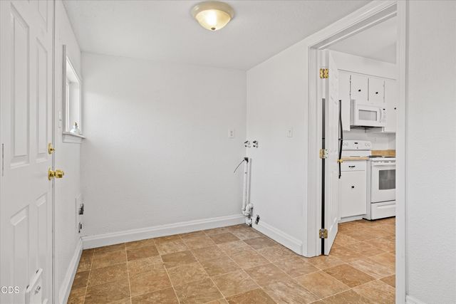 407 W Jackson Street, Medford, OR 97501