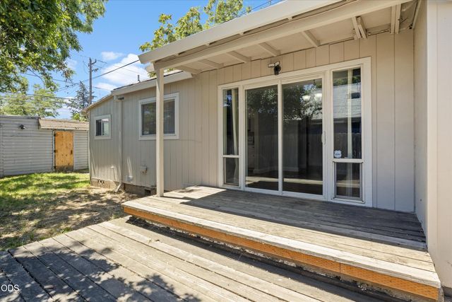 407 W Jackson Street, Medford, OR 97501