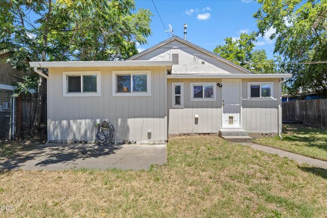 407 W Jackson Street, Medford, OR 97501