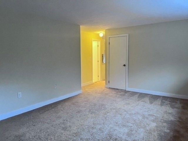 69 Nicholas Rd B, Framingham, MA 01701