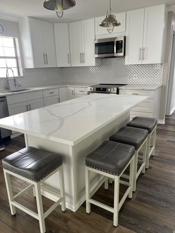 8740 County Road 2403, Tool, TX 75143