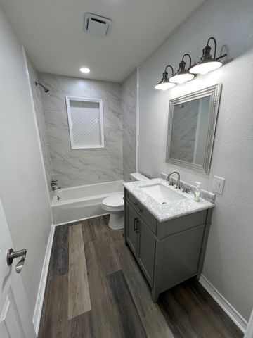 8740 County Road 2403, Tool, TX 75143