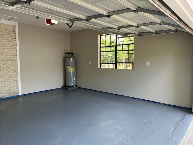 8740 County Road 2403, Tool, TX 75143