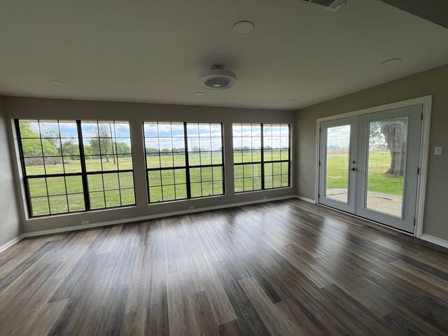 8740 County Road 2403, Tool, TX 75143