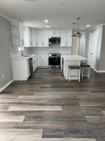 8740 County Road 2403, Tool, TX 75143