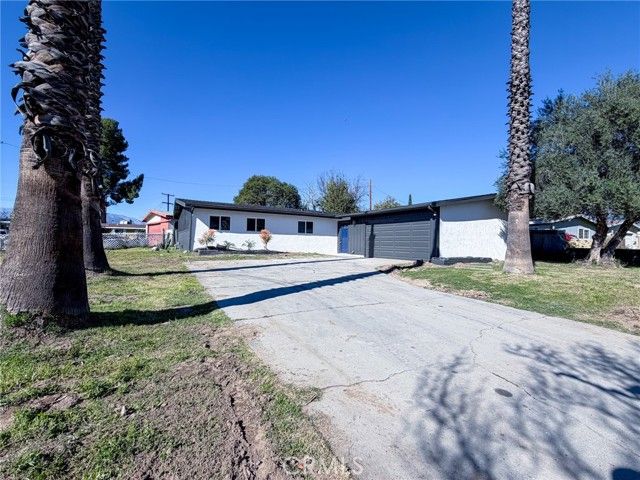 1444 N Pennsylvania, San Bernardino, CA 92411