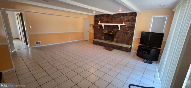 13 TUSCARORA CIR, Old Bridge, NJ 08857