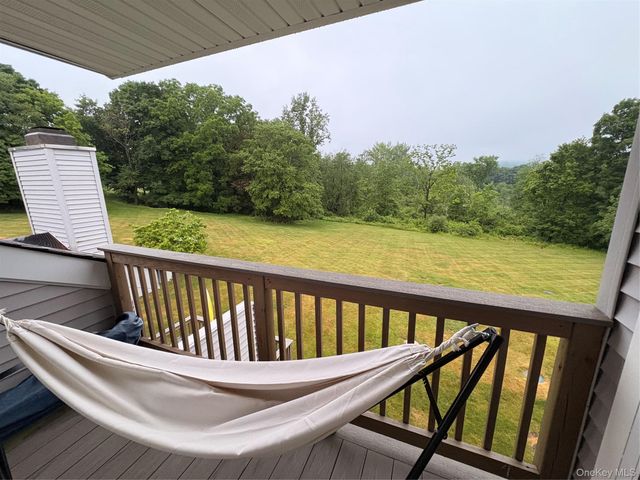 103 Woods Brooke Drive, Mahopac, NY 10541