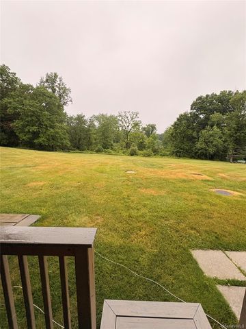 103 Woods Brooke Drive, Mahopac, NY 10541