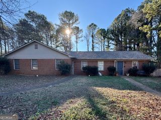 440 Freeport Drive, Lawrenceville, GA 30046