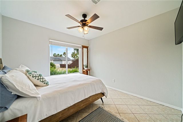 13805 Mizzen St, Corpus Christi, TX 78418