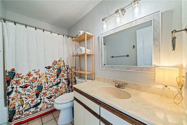 13805 Mizzen St, Corpus Christi, TX 78418