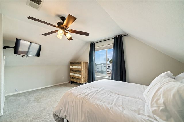 13805 Mizzen St, Corpus Christi, TX 78418