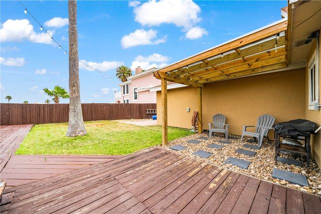 13805 Mizzen St, Corpus Christi, TX 78418