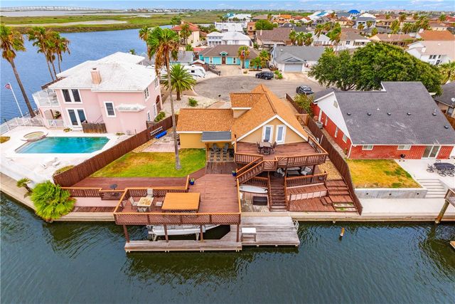 13805 Mizzen St, Corpus Christi, TX 78418