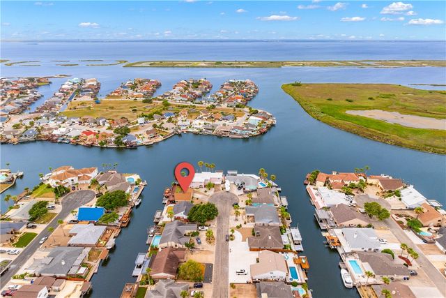 13805 Mizzen St, Corpus Christi, TX 78418