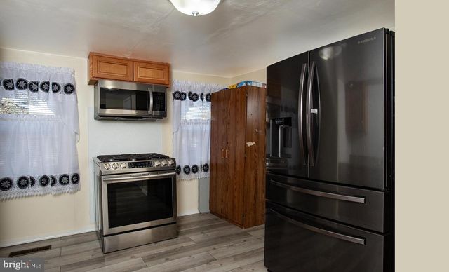 1102 RANA VILLA AVE, Camp Hill, PA 17011