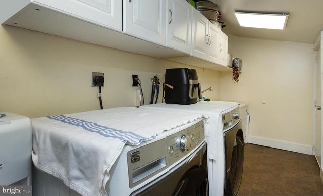 1102 RANA VILLA AVE, Camp Hill, PA 17011