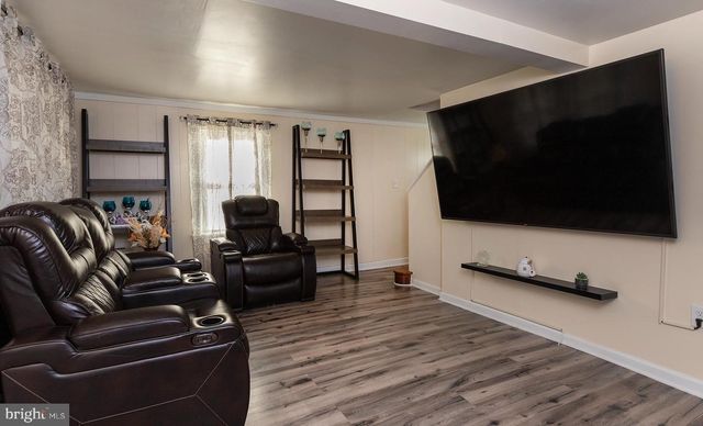 1102 RANA VILLA AVE, Camp Hill, PA 17011