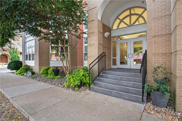 388 Boush St Unit 302, Norfolk, VA 23510