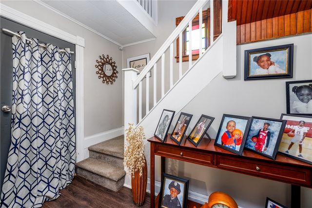 10 Worthington Avenue, Geneva City, NY 14456