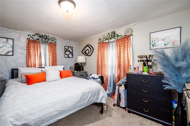 10 Worthington Avenue, Geneva City, NY 14456