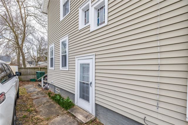 10 Worthington Avenue, Geneva City, NY 14456