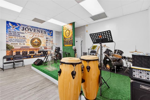 6260 Johnson Street, Hollywood, FL 33024