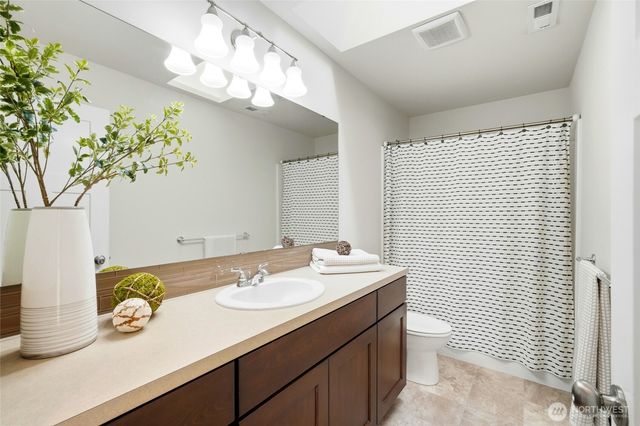 20912 2nd Avenue W, Lynnwood, WA 98036