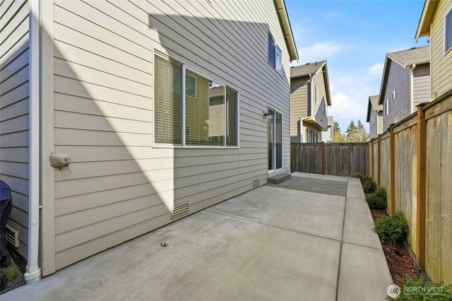 20912 2nd Avenue W, Lynnwood, WA 98036