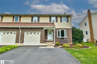 411 East Oxford Street, Coopersburg Boro, PA 18036