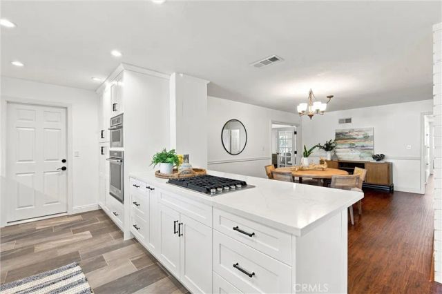 3281 Michigan Avenue, Costa Mesa, CA 92626
