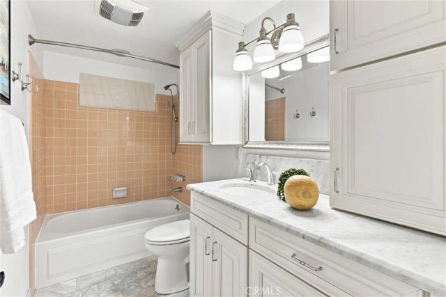 3281 Michigan Avenue, Costa Mesa, CA 92626